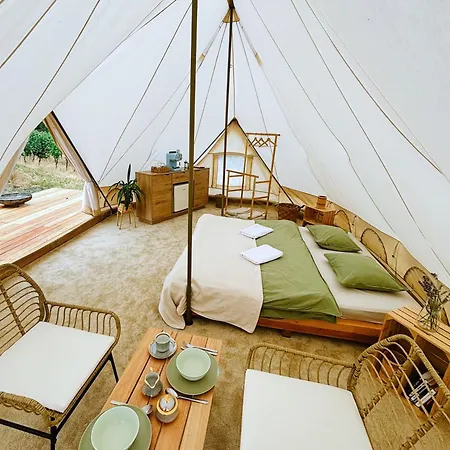 Luxussátor Mezi Vinicemi Glamp
