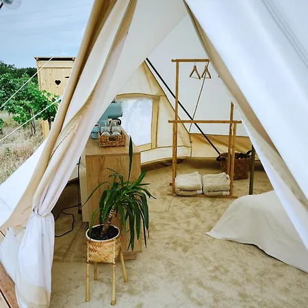 Mezi Vinicemi Glamp Luxussátor *