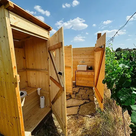 Mezi Vinicemi Glamp * Valtice